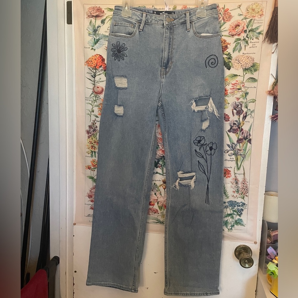 Hollister Ultra High-Rise Dad Jean